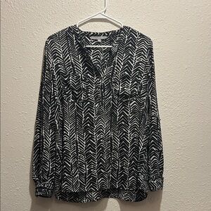 NY Collection Black and White Chevron Blouse